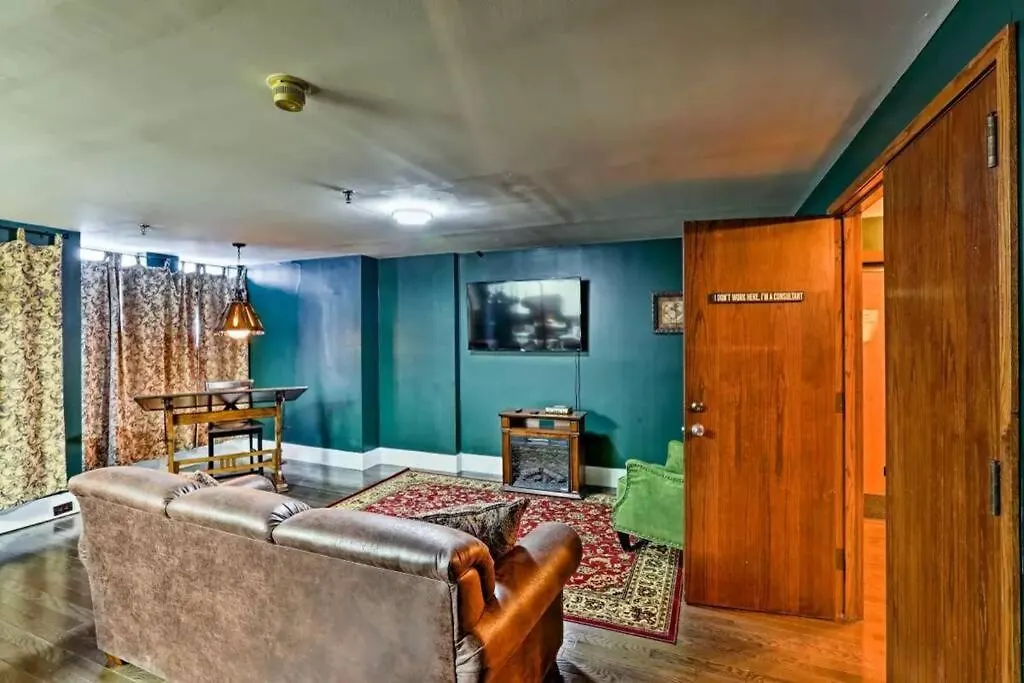 221B - Sleeps Up To 5! Apartment Saint Louis 0*,