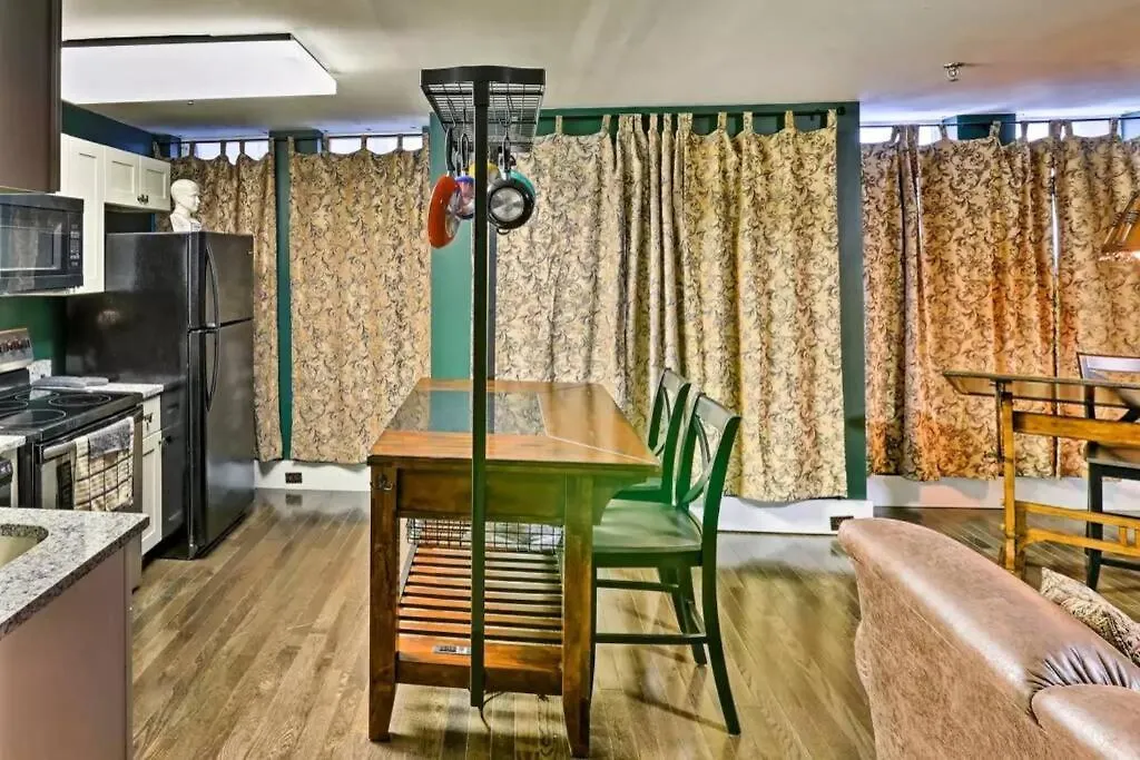 221B - Sleeps Up To 5! Apartment Saint Louis
